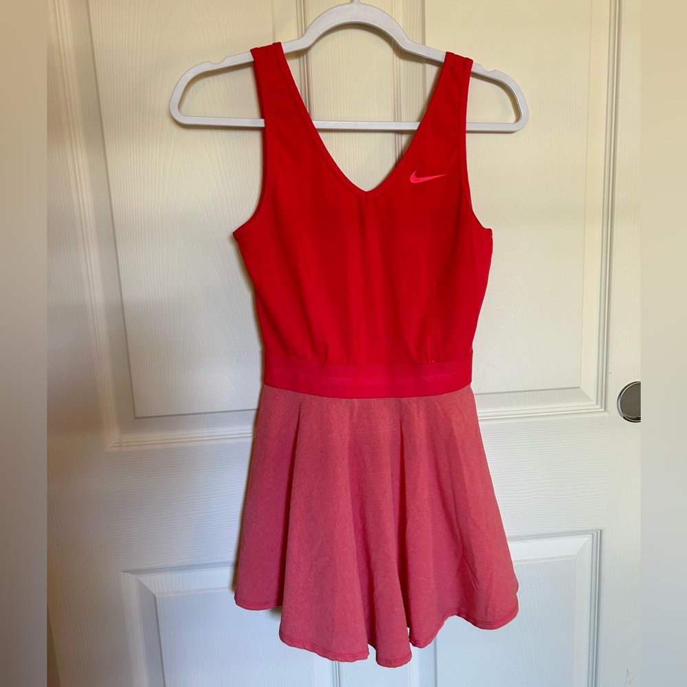 Nike pink golf tennis athletic dress